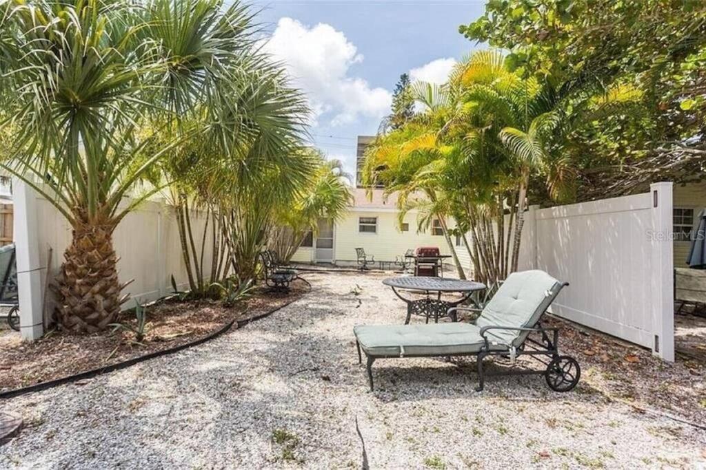 Lovely 1 Bedroom Unit Across From Lido Key Beach Sarasota Esterno foto